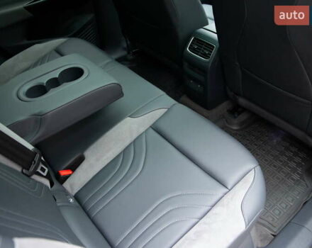 Сірий Фольксваген ID.4 Crozz, об'ємом двигуна 0 л та пробігом 27 тис. км за 25700 $, фото 33 на Automoto.ua