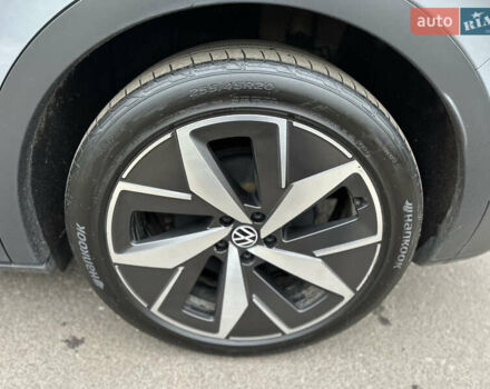 Серый Фольксваген ID.4 Crozz, объемом двигателя 0 л и пробегом 72 тыс. км за 23500 $, фото 49 на Automoto.ua