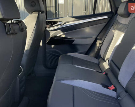 Сірий Фольксваген ID.4 Crozz, об'ємом двигуна 0 л та пробігом 7 тис. км за 29999 $, фото 46 на Automoto.ua