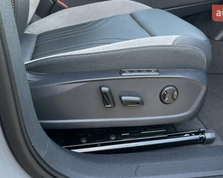 Сірий Фольксваген ID.4 Crozz, об'ємом двигуна 0 л та пробігом 7 тис. км за 29999 $, фото 79 на Automoto.ua