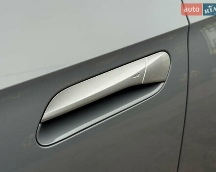 Серый Фольксваген ID.4 Crozz, объемом двигателя 0 л и пробегом 28 тыс. км за 26900 $, фото 8 на Automoto.ua