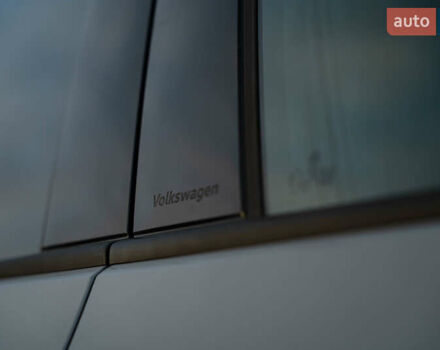 Серый Фольксваген ID.4 Crozz, объемом двигателя 0 л и пробегом 14 тыс. км за 27900 $, фото 15 на Automoto.ua