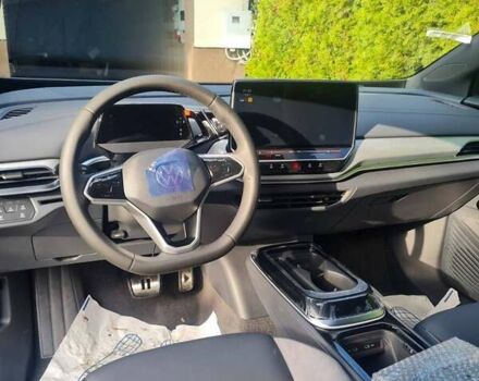 Серый Фольксваген ID.4 Crozz, объемом двигателя 0 л и пробегом 1 тыс. км за 27500 $, фото 4 на Automoto.ua