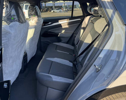 Сірий Фольксваген ID.4 Crozz, об'ємом двигуна 0 л та пробігом 1 тис. км за 28500 $, фото 5 на Automoto.ua