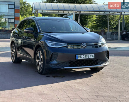 Синий Фольксваген ID.4 Crozz, объемом двигателя 0 л и пробегом 35 тыс. км за 25999 $, фото 2 на Automoto.ua