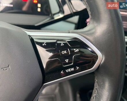 Серый Фольксваген ID.4 X, объемом двигателя 0 л и пробегом 60 тыс. км за 22990 $, фото 24 на Automoto.ua