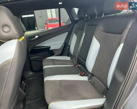 Серый Фольксваген ID.4 X, объемом двигателя 0 л и пробегом 60 тыс. км за 22990 $, фото 37 на Automoto.ua