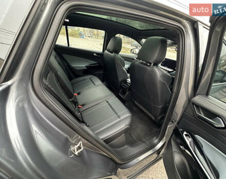 Серый Фольксваген ID.4 X, объемом двигателя 0 л и пробегом 77 тыс. км за 21800 $, фото 8 на Automoto.ua