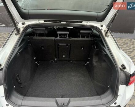 Белый Фольксваген ID.5, объемом двигателя 0 л и пробегом 98 тыс. км за 20300 $, фото 16 на Automoto.ua