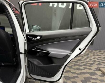 Белый Фольксваген ID.5, объемом двигателя 0 л и пробегом 98 тыс. км за 20300 $, фото 40 на Automoto.ua