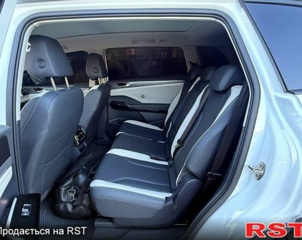 Білий Фольксваген ID.6, об'ємом двигуна 0 л та пробігом 64 тис. км за 28000 $, фото 10 на Automoto.ua