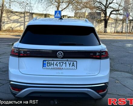 Білий Фольксваген ID.6, об'ємом двигуна 0 л та пробігом 64 тис. км за 28000 $, фото 2 на Automoto.ua