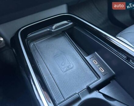 Фольксваген ID.6 2023 в Львове на Automoto.ua Синий Фольксваген ID.6, объемом двигателя 0 л и пробегом 16 тыс. км за 38940 $, фото 35 на Automoto.ua