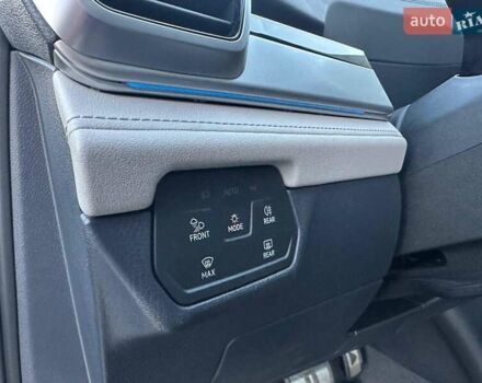 Фольксваген ID.6 2023 в Львове на Automoto.ua Синий Фольксваген ID.6, объемом двигателя 0 л и пробегом 16 тыс. км за 38940 $, фото 22 на Automoto.ua
