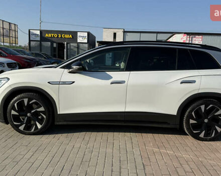 Белый Фольксваген ID.6 Crozz, объемом двигателя 0 л и пробегом 71 тыс. км за 24999 $, фото 32 на Automoto.ua