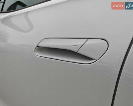 Білий Фольксваген ID.6 Crozz, об'ємом двигуна 0 л та пробігом 68 тис. км за 25600 $, фото 12 на Automoto.ua