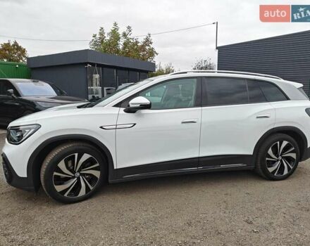 Білий Фольксваген ID.6 Crozz, об'ємом двигуна 0 л та пробігом 68 тис. км за 25600 $, фото 5 на Automoto.ua
