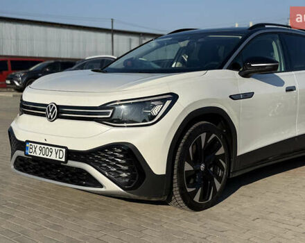 Белый Фольксваген ID.6 Crozz, объемом двигателя 0 л и пробегом 71 тыс. км за 24999 $, фото 42 на Automoto.ua