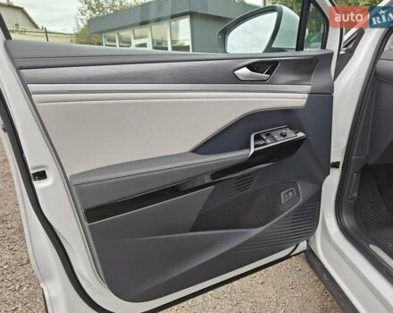 Білий Фольксваген ID.6 Crozz, об'ємом двигуна 0 л та пробігом 68 тис. км за 25600 $, фото 29 на Automoto.ua