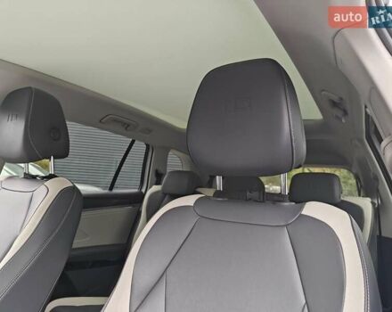 Білий Фольксваген ID.6 Crozz, об'ємом двигуна 0 л та пробігом 68 тис. км за 25600 $, фото 35 на Automoto.ua