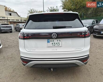 Білий Фольксваген ID.6 Crozz, об'ємом двигуна 0 л та пробігом 68 тис. км за 25600 $, фото 3 на Automoto.ua