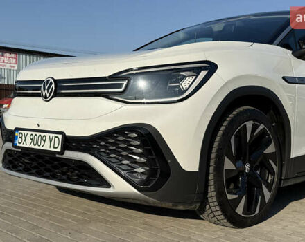 Белый Фольксваген ID.6 Crozz, объемом двигателя 0 л и пробегом 71 тыс. км за 24999 $, фото 41 на Automoto.ua