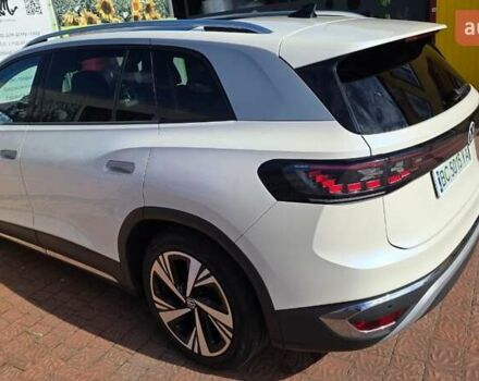 Белый Фольксваген ID.6 Crozz, объемом двигателя 0 л и пробегом 46 тыс. км за 28000 $, фото 1 на Automoto.ua
