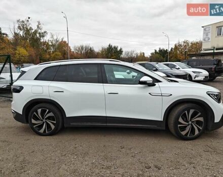 Білий Фольксваген ID.6 Crozz, об'ємом двигуна 0 л та пробігом 68 тис. км за 25600 $, фото 1 на Automoto.ua