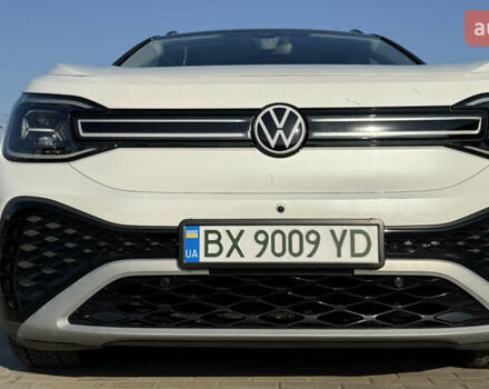 Белый Фольксваген ID.6 Crozz, объемом двигателя 0 л и пробегом 71 тыс. км за 24999 $, фото 40 на Automoto.ua