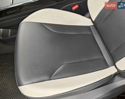 Білий Фольксваген ID.6 Crozz, об'ємом двигуна 0 л та пробігом 68 тис. км за 25600 $, фото 31 на Automoto.ua