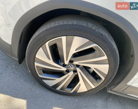 Белый Фольксваген ID.6 Crozz, объемом двигателя 0 л и пробегом 57 тыс. км за 28000 $, фото 13 на Automoto.ua