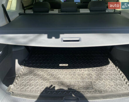 Белый Фольксваген ID.6 Crozz, объемом двигателя 0 л и пробегом 57 тыс. км за 28000 $, фото 16 на Automoto.ua