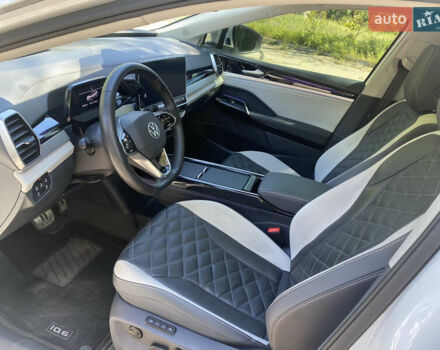 Белый Фольксваген ID.6 Crozz, объемом двигателя 0 л и пробегом 57 тыс. км за 28000 $, фото 9 на Automoto.ua