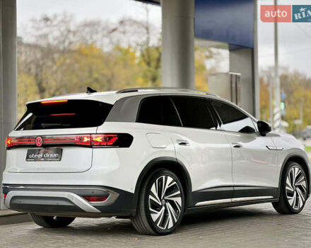 Белый Фольксваген ID.6 Crozz, объемом двигателя 0 л и пробегом 60 тыс. км за 28700 $, фото 3 на Automoto.ua