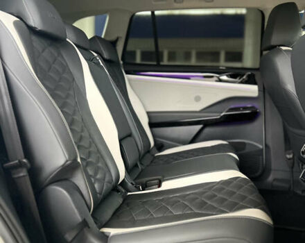 Белый Фольксваген ID.6 Crozz, объемом двигателя 0 л и пробегом 60 тыс. км за 28700 $, фото 25 на Automoto.ua