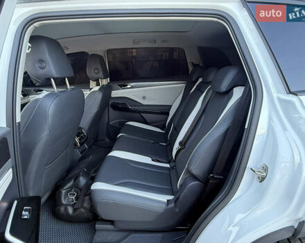 Белый Фольксваген ID.6 Crozz, объемом двигателя 0 л и пробегом 64 тыс. км за 26500 $, фото 36 на Automoto.ua