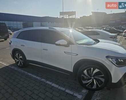 Белый Фольксваген ID.6 Crozz, объемом двигателя 0 л и пробегом 46 тыс. км за 27000 $, фото 11 на Automoto.ua