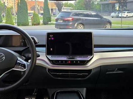 Білий Фольксваген ID.6 Crozz, об'ємом двигуна 0 л та пробігом 27 тис. км за 29500 $, фото 13 на Automoto.ua