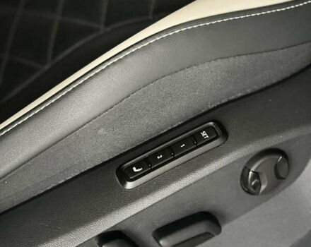 Белый Фольксваген ID.6 Crozz, объемом двигателя 0 л и пробегом 60 тыс. км за 28700 $, фото 22 на Automoto.ua