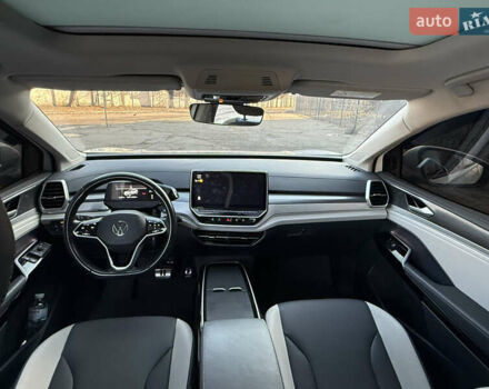 Белый Фольксваген ID.6 Crozz, объемом двигателя 0 л и пробегом 64 тыс. км за 26500 $, фото 24 на Automoto.ua