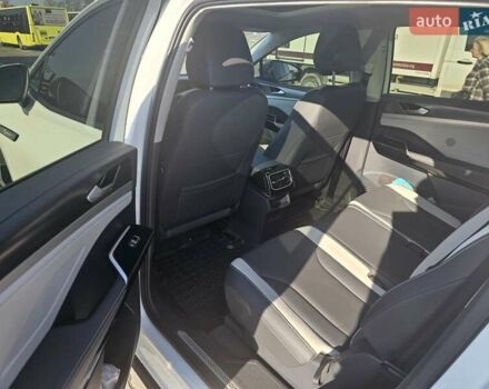 Белый Фольксваген ID.6 Crozz, объемом двигателя 0 л и пробегом 46 тыс. км за 27000 $, фото 20 на Automoto.ua