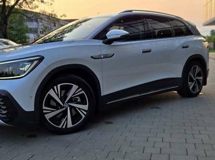 Білий Фольксваген ID.6 Crozz, об'ємом двигуна 0 л та пробігом 27 тис. км за 29500 $, фото 1 на Automoto.ua