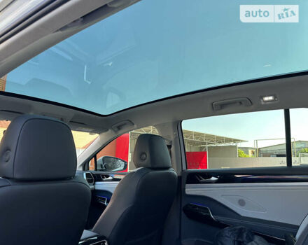 Белый Фольксваген ID.6 Crozz, объемом двигателя 0 л и пробегом 41 тыс. км за 34000 $, фото 62 на Automoto.ua