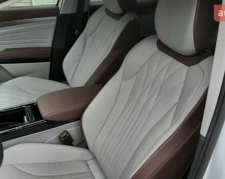 Білий Фольксваген ID.6 Crozz, об'ємом двигуна 0 л та пробігом 25 тис. км за 32000 $, фото 17 на Automoto.ua