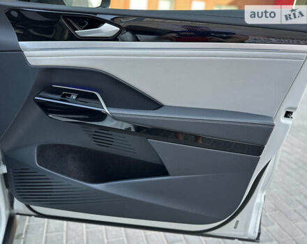 Белый Фольксваген ID.6 Crozz, объемом двигателя 0 л и пробегом 41 тыс. км за 34000 $, фото 66 на Automoto.ua