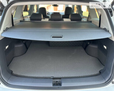 Белый Фольксваген ID.6 Crozz, объемом двигателя 0 л и пробегом 41 тыс. км за 34000 $, фото 78 на Automoto.ua