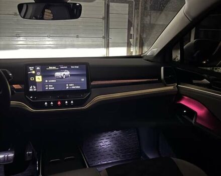 Белый Фольксваген ID.6 Crozz, объемом двигателя 0 л и пробегом 23 тыс. км за 32000 $, фото 7 на Automoto.ua