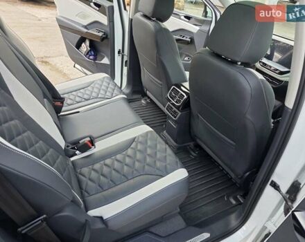 Белый Фольксваген ID.6 Crozz, объемом двигателя 0 л и пробегом 25 тыс. км за 31500 $, фото 18 на Automoto.ua