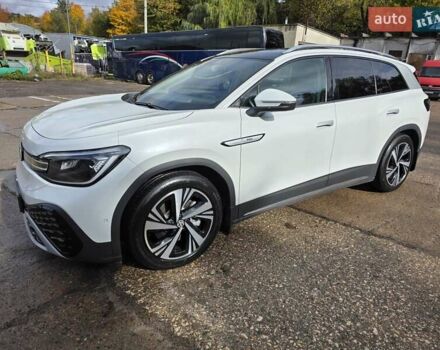 Белый Фольксваген ID.6 Crozz, объемом двигателя 0 л и пробегом 25 тыс. км за 31500 $, фото 25 на Automoto.ua