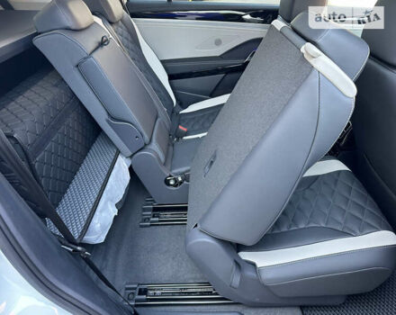 Белый Фольксваген ID.6 Crozz, объемом двигателя 0 л и пробегом 41 тыс. км за 34000 $, фото 60 на Automoto.ua